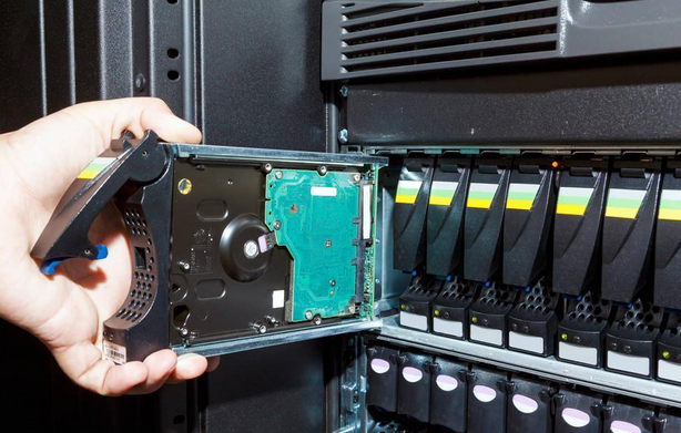 华为公司在贵州建设的数据中心破土动工