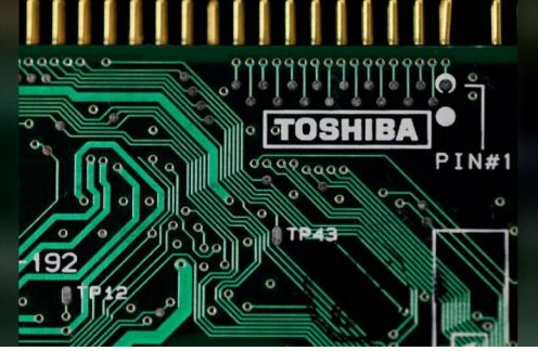 苹果加入贝恩资本竞购东芝存储芯片部门