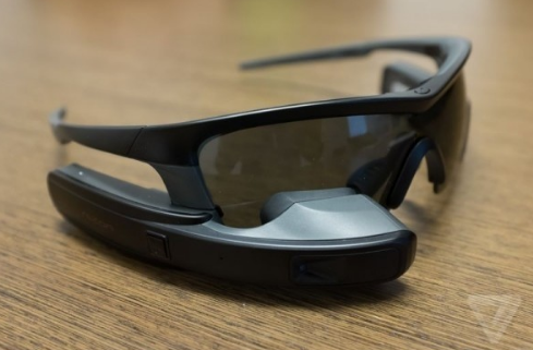 Intel放弃Project Alloy VR头显后，又放弃Recon AR眼镜