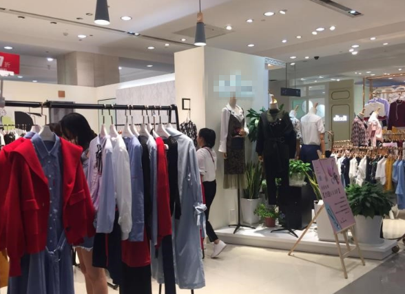 电商冲击下,实体专柜怎样自救?