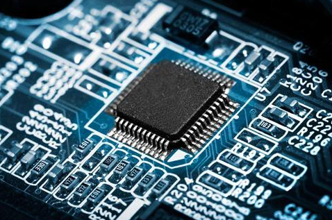 存储芯片价格强劲 或带动三星Q3运营利润同比增长3倍