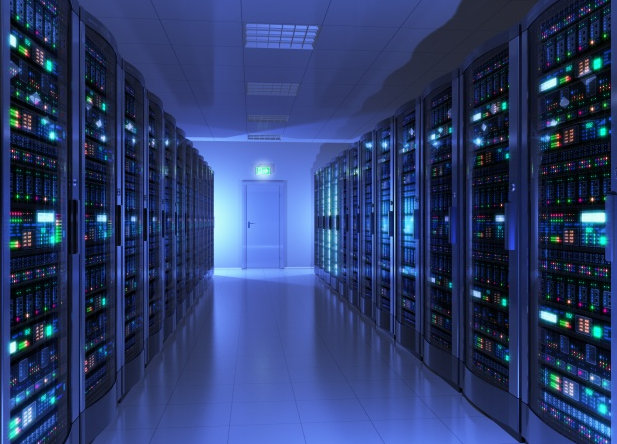 外媒:英特尔上调全年财测 得益于数据中心业务强劲