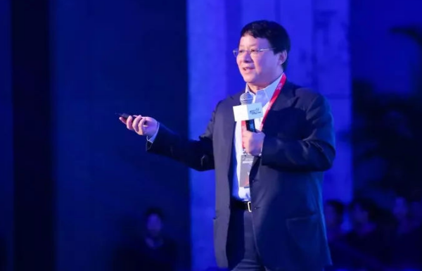 在移动互联网的应用上中国领先美国5年;未来科技会发展到更深的精神层面