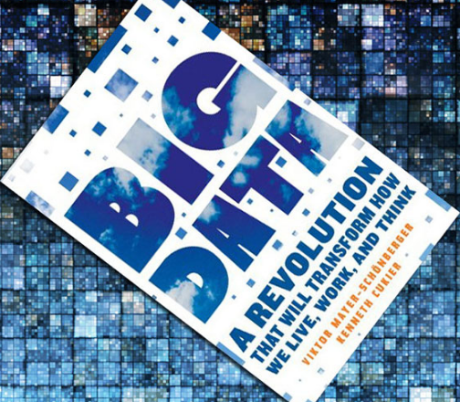 交警利用大数据缓解停车难题