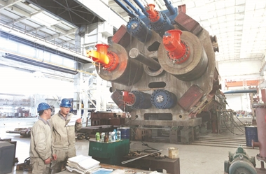 新区智能制造产业链初步形成