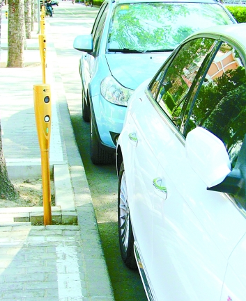 “互联网+停车”解决停车难问题