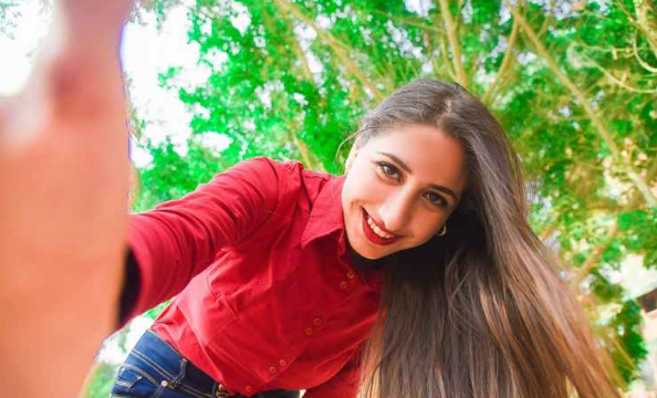 AI帮你分析哪张照片最值得发朋友圈?