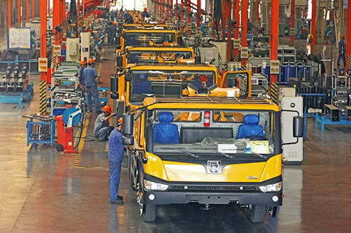 抢滩智能制造，看徐工起重机如何成为风云霸主!