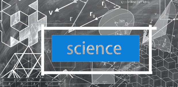 英特尔发力边缘计算，并试图打造一个物联网时代的摩尔定律