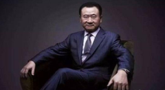 王健林欲十年开千家万达广场 称受电商冲击小