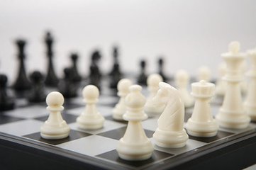 乐视突然成了香饽饽!四大巨头砸钱疯抢