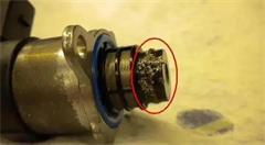 发动机熄火,故障存储器记录 P0087 低于蓄压管压力