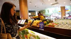 移动支付市场交易规模继续攀升 中小机构夹缝生存需提升科技能力